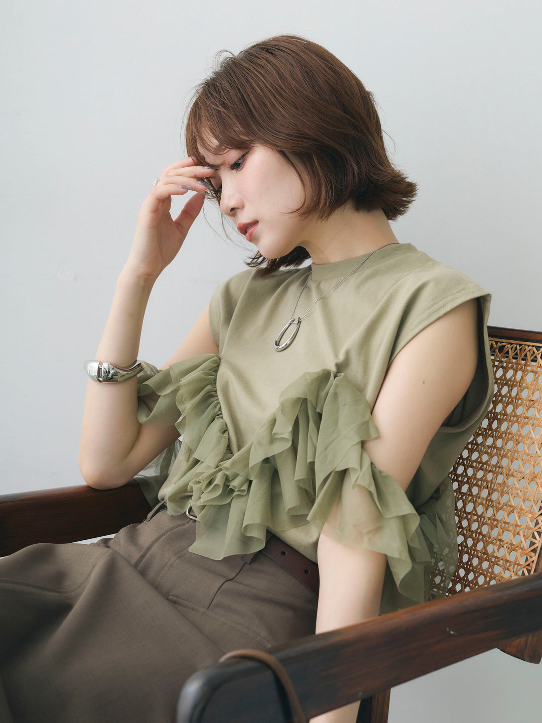 [SET]マルチwayフリルフレンチTEE+クレープデシンフラップ付きストレートスカート(2set)
