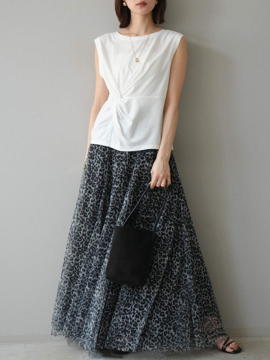 [予約]フロントツイストノースリーカットソー/オフ