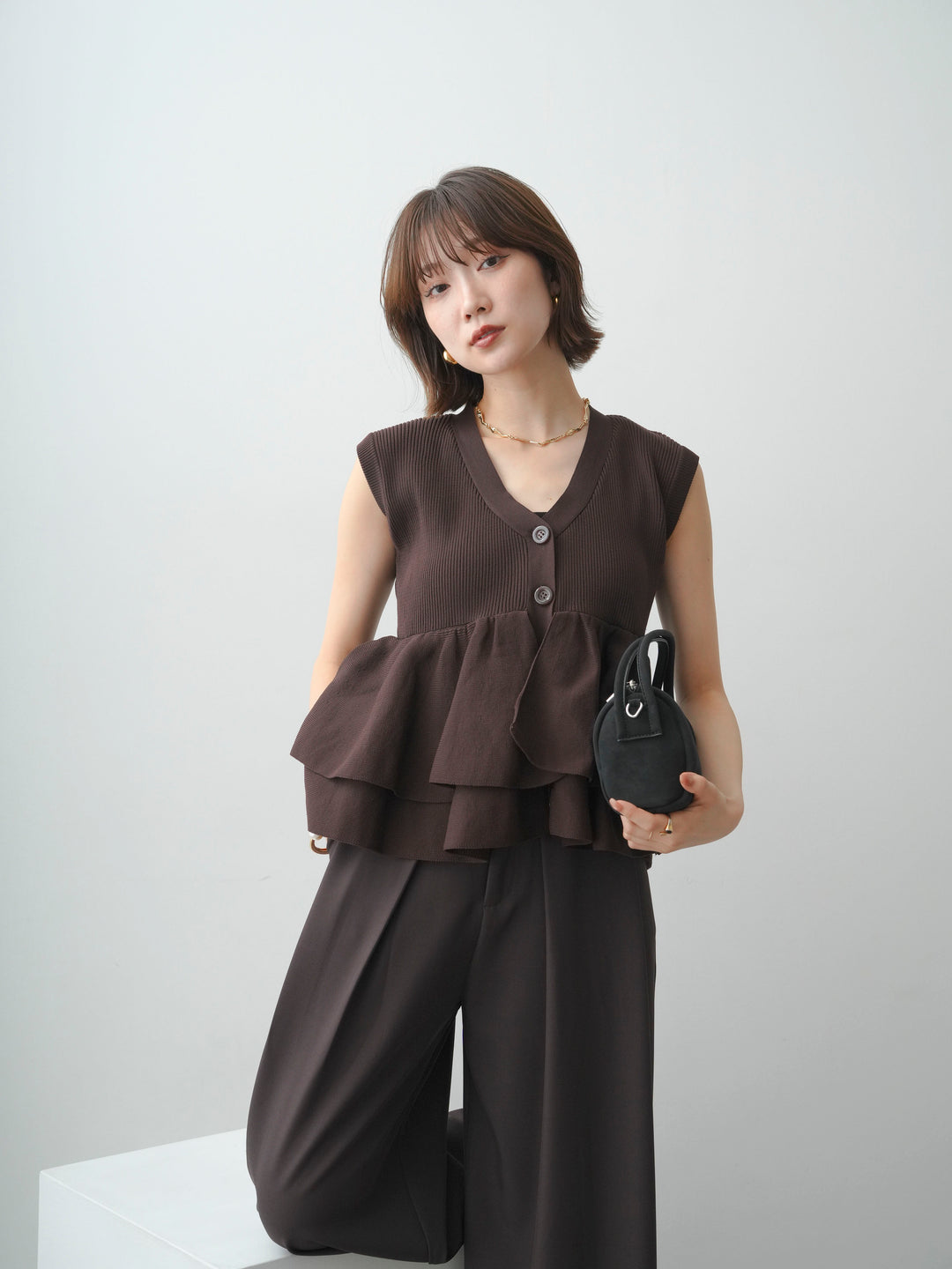 [予約]ダブルフリルペプラムノースリニットトップス/brown