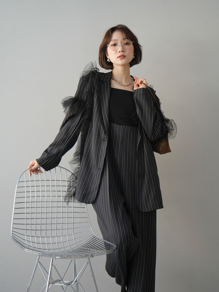 [SET]アシンメトリーチュールストライプジャケット+カップ付きバッククロスキャミソール(2set)