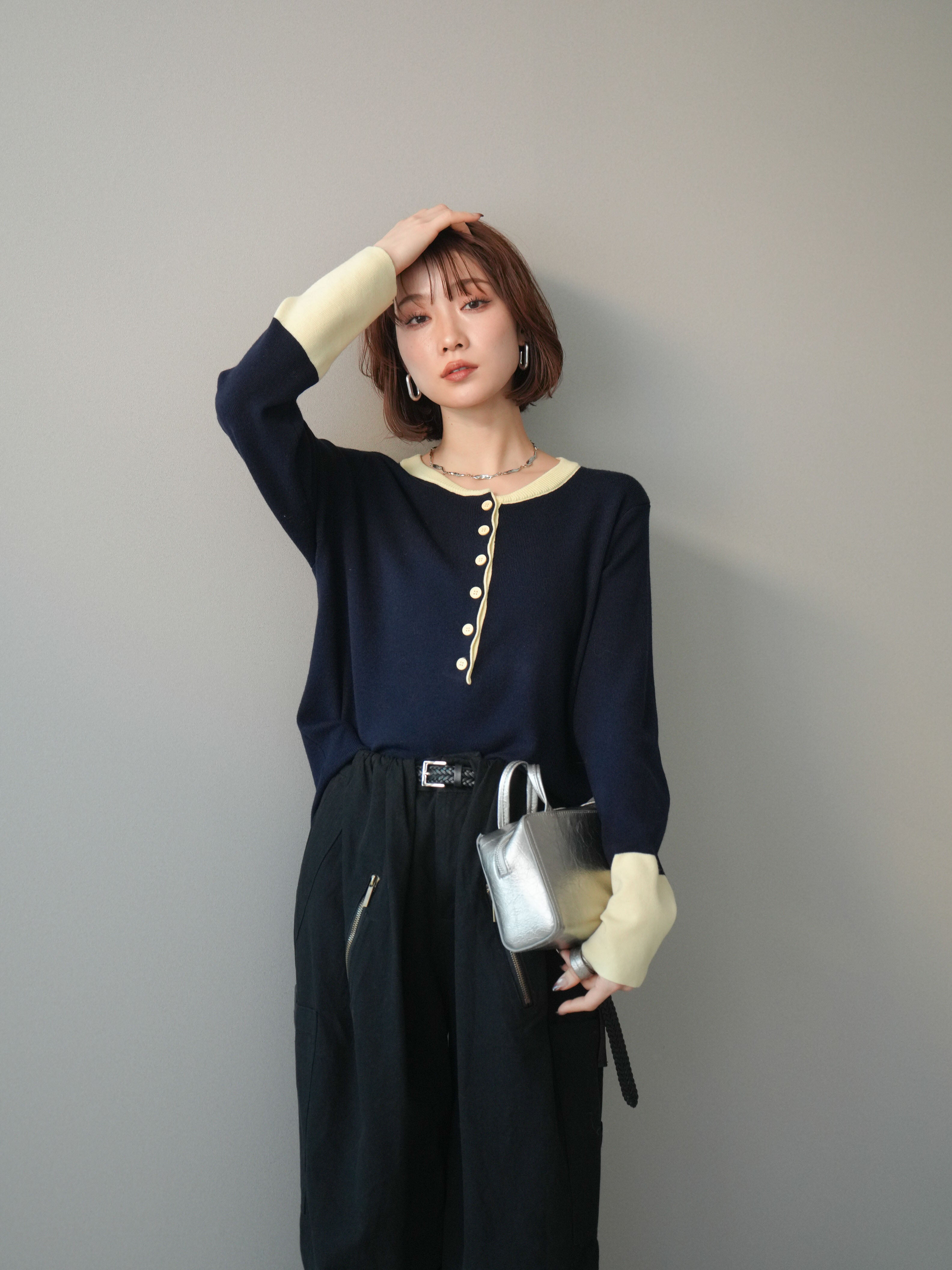 予約]ヘンリーネック配色ニットソー/navy – Lumier