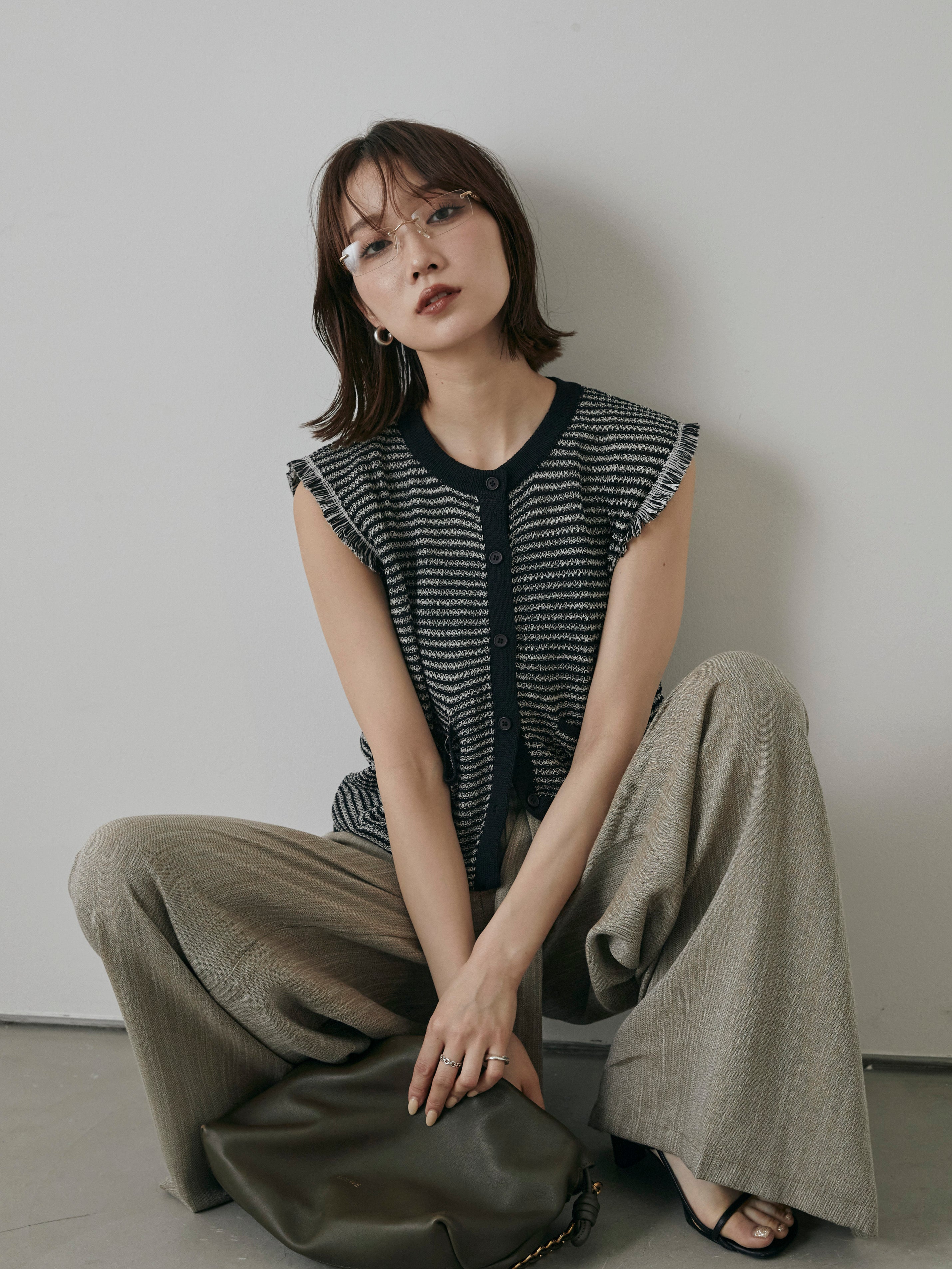 芽風　グラフィックプリント ニットベスト 黒ブラック サイズ表記38 芽風 グラフィックプリント ニットベスト 黒ブラック サイズ表記