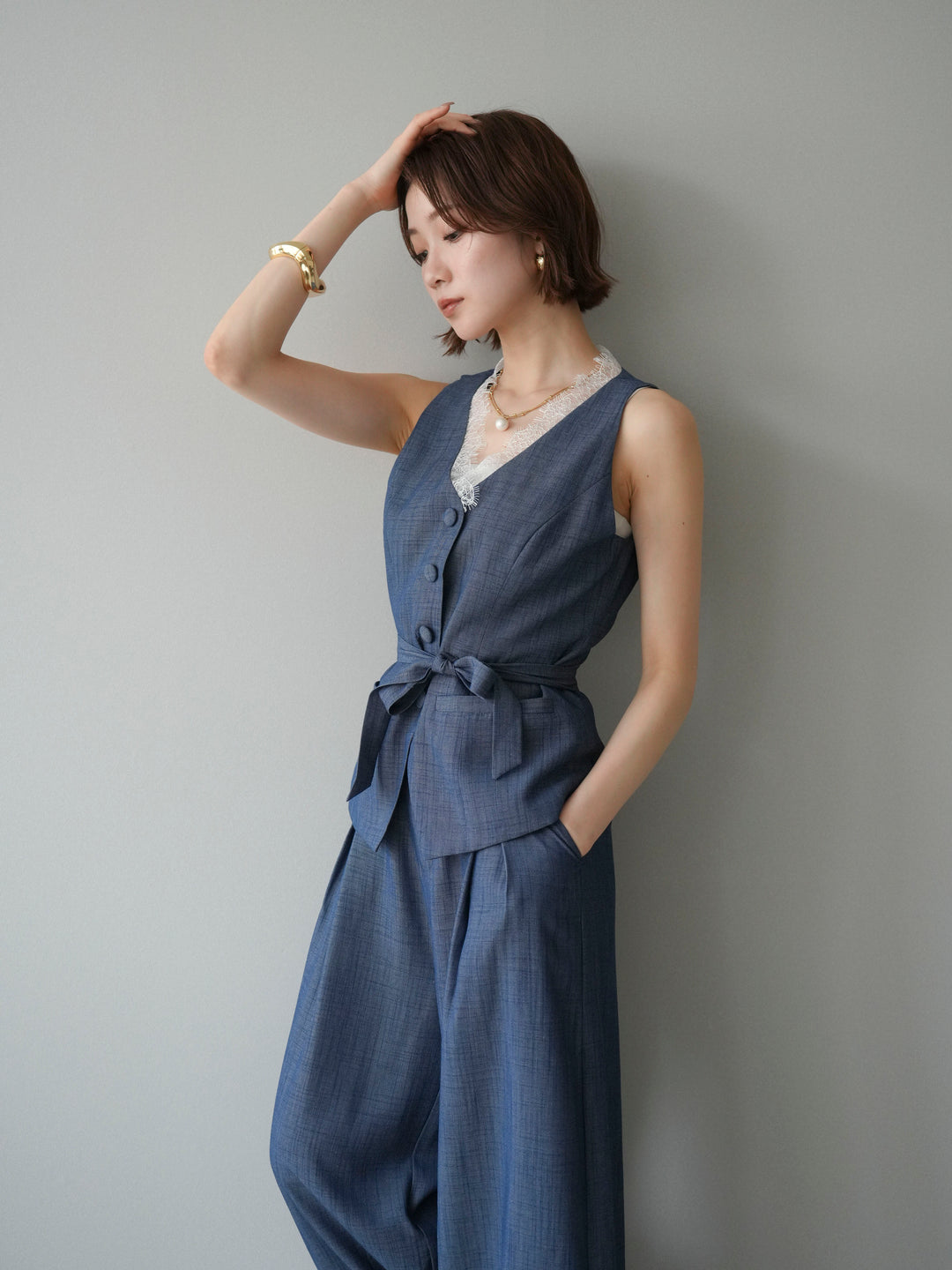 【套裝】蕾絲邊背心和垂褶褲套裝（2 套）