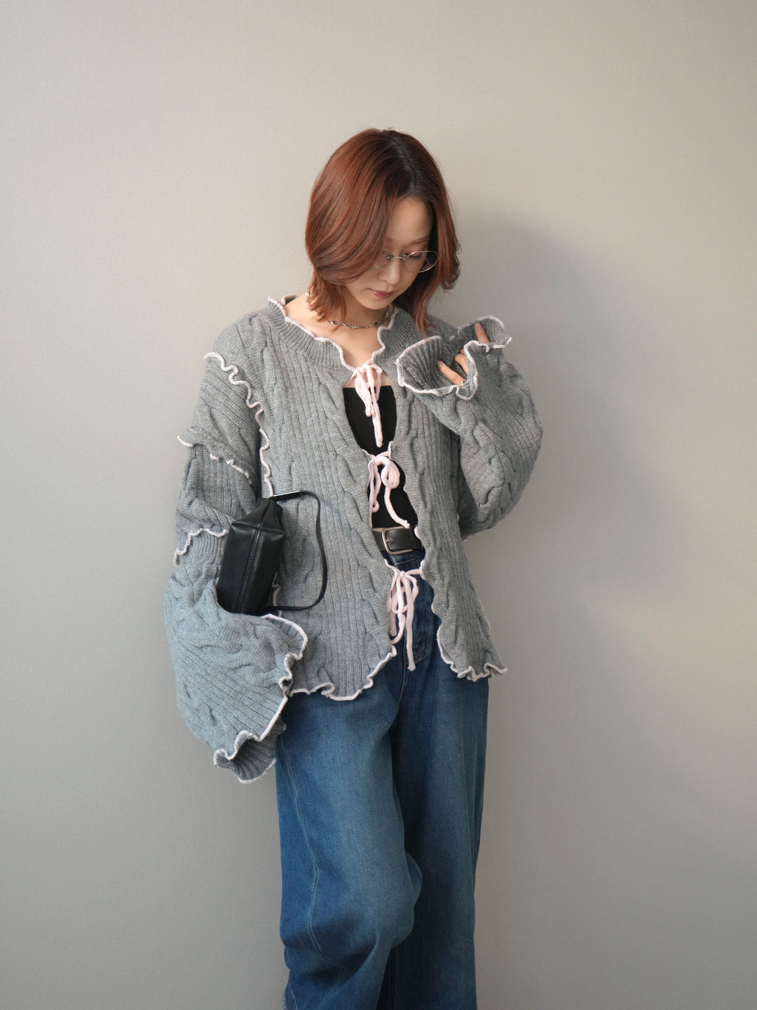 [SET]フロントリボン配色メローニットカーディガン+裏起毛裾フリンジワイドデニムパンツ(2set)