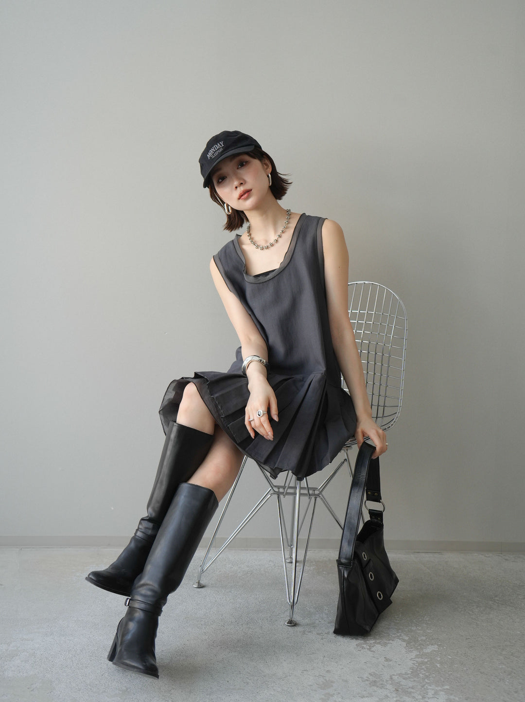 [予約]チュールドッキング裾プリーツミニワンピース/charcoal
