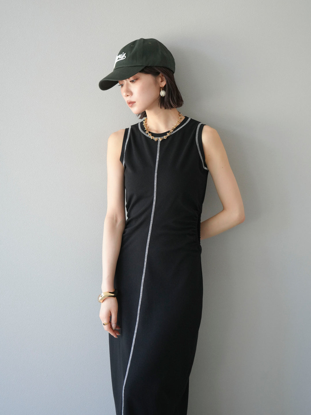 [予約]ウエストオープンステッチカットワンピース/ブラック