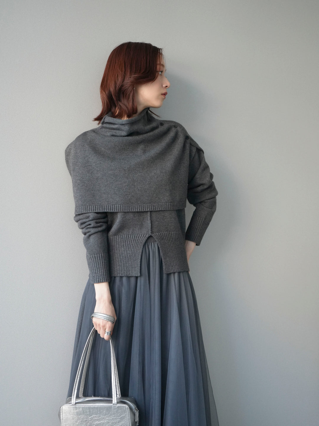 [予約]フロントスリットネックアンサンブルニット/charcoal