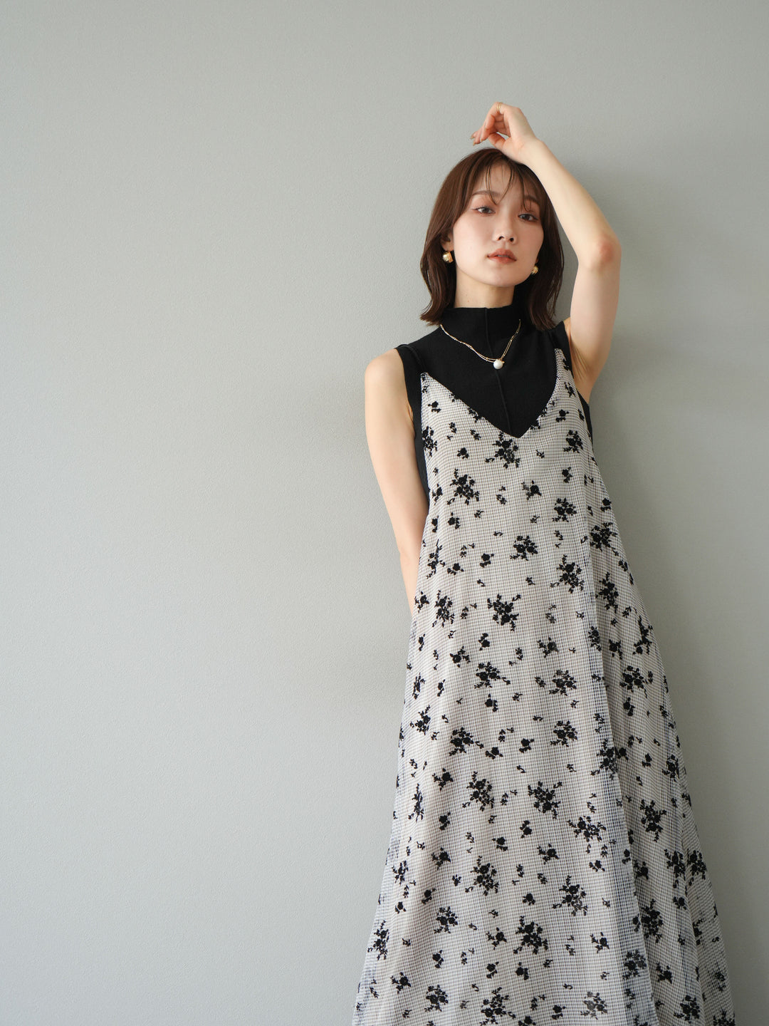 [SET]フロッキーチュールレイヤードベロアキャミワンピース+プチネックセンターシームノースリーニットトップス(2set)