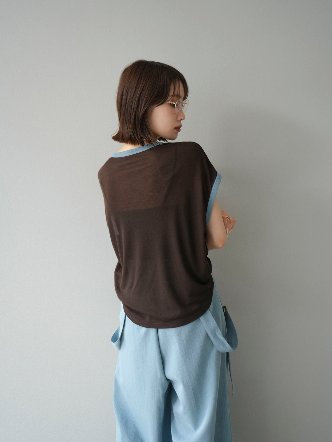 [SET]ストリングデザインハイウエストサロペット+シアーフライス ロゴプリントT (2set)