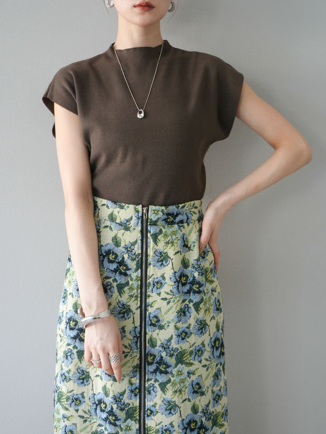 [予約]プチネックフレンチニットトップス/ブラウン