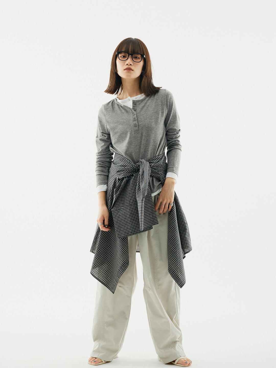 【Allure】[SET]配色レイヤードヘンリーネックトップス+タフタワイドカーブパンツ(2set)