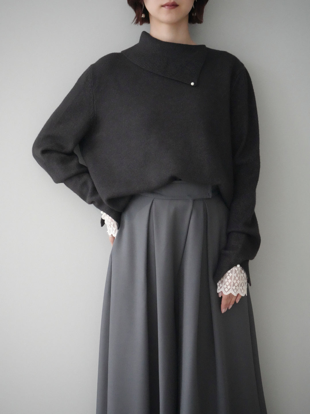 [SET]袖レースパール付き配色ニットトップス+テープベルトタックバギーパンツ(2set)