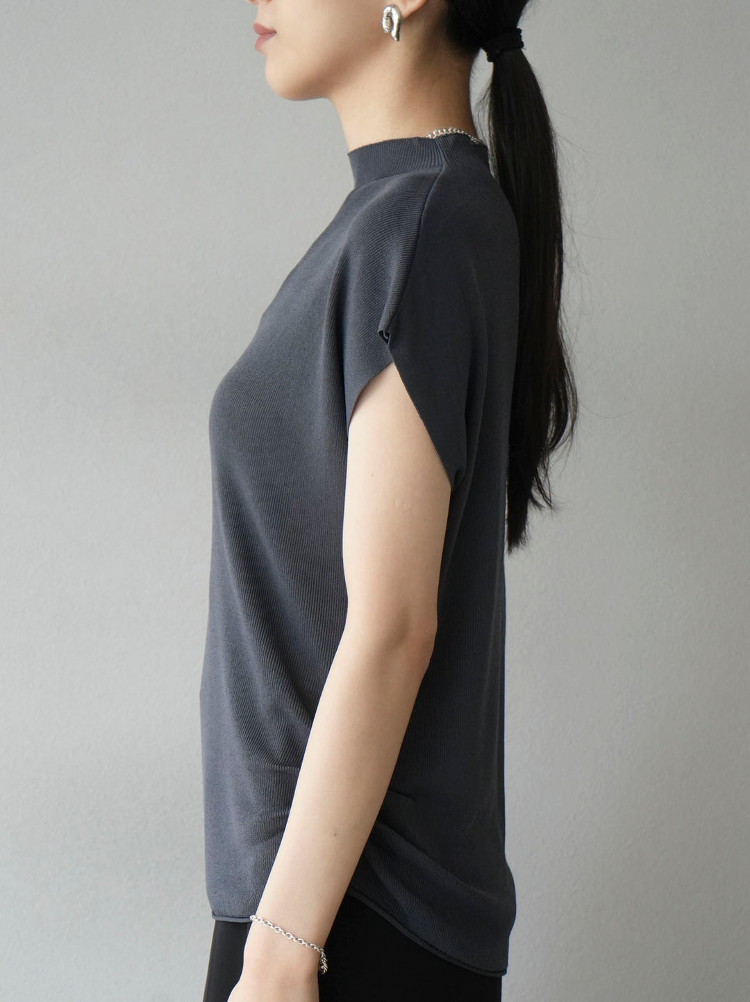 [Pre-order] Petite Neck Side Shirring Summer Knit Top/Gray