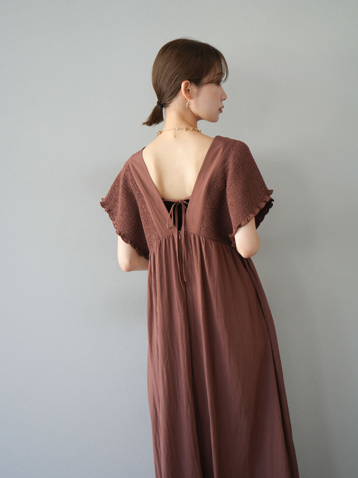 【預購】褶皺V領洋裝/棕色