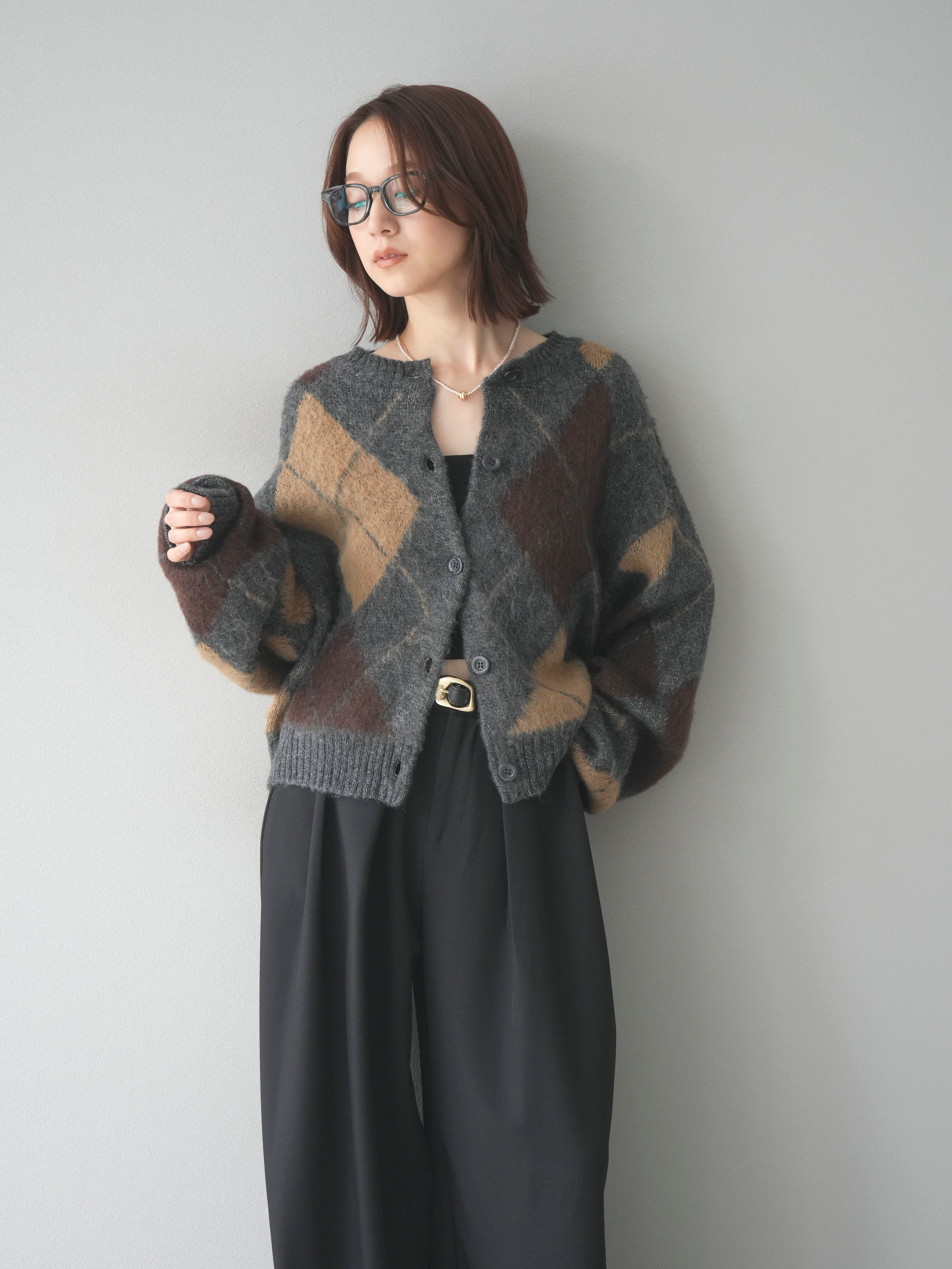 予約]モヘアタッチアーガイルニットカーディガン/charcoal – Lumier