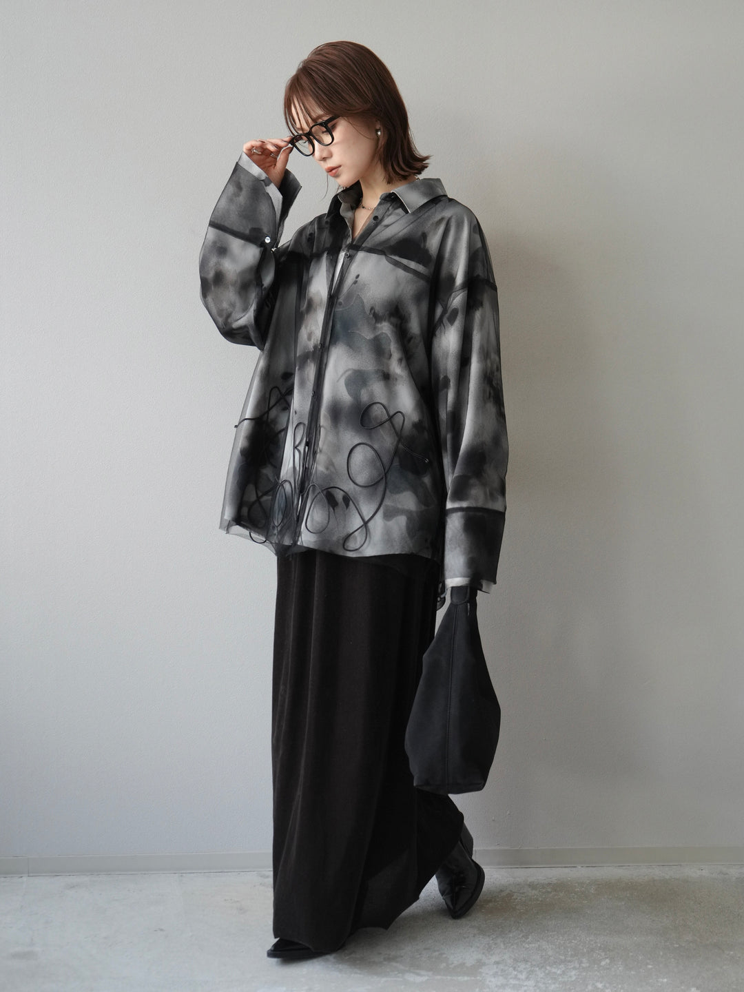 [SET]コード刺繍チュールシャツ＆ニュアンス柄シャツアンサンブル+ベロアナロースカート(2set)