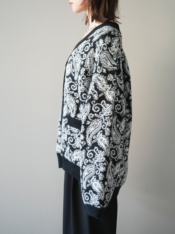 [予約]ペイズリー柄ニットカーディガン/black