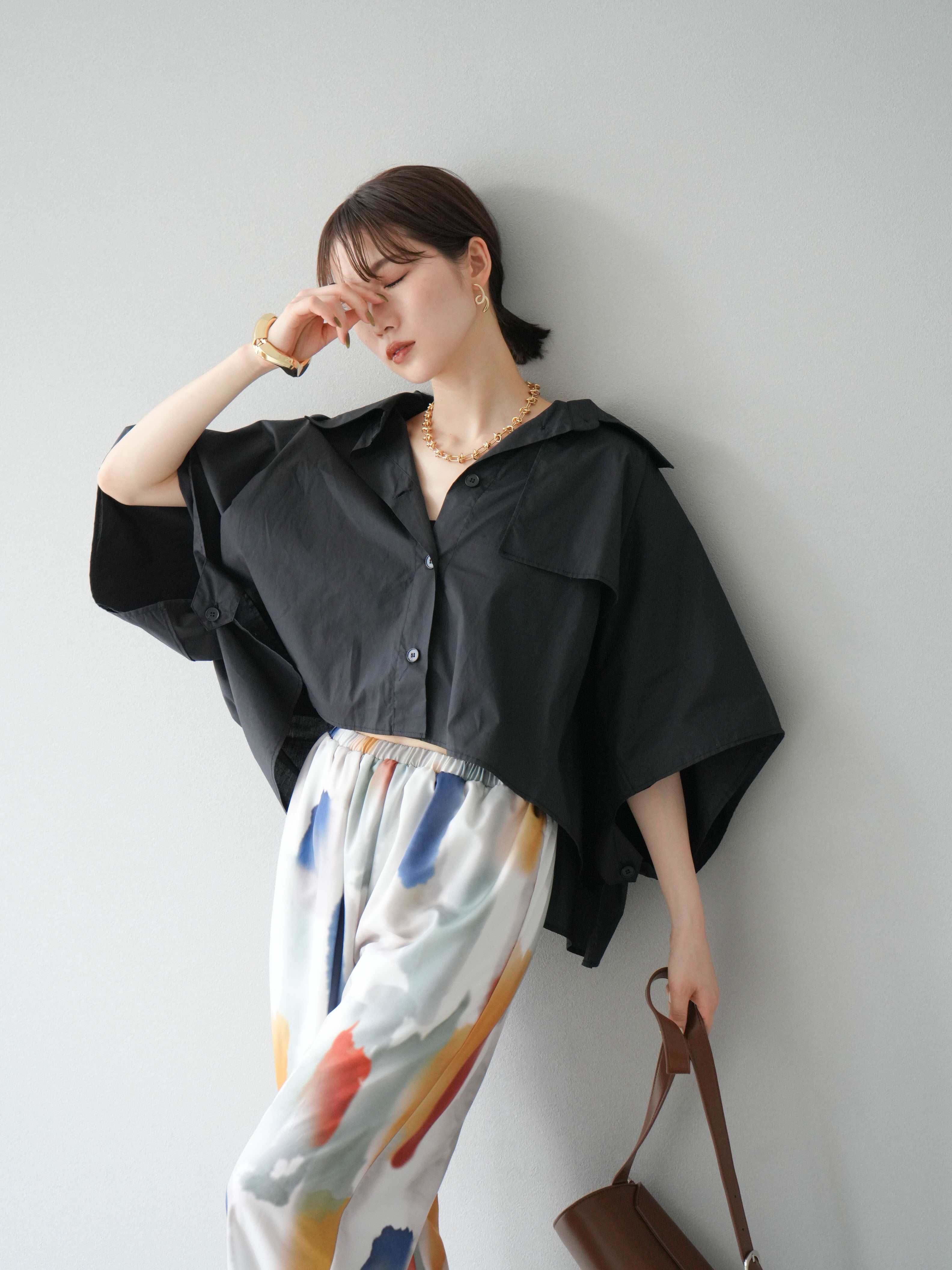 予約]ポンチョショートシャツ/ブラック – Lumier