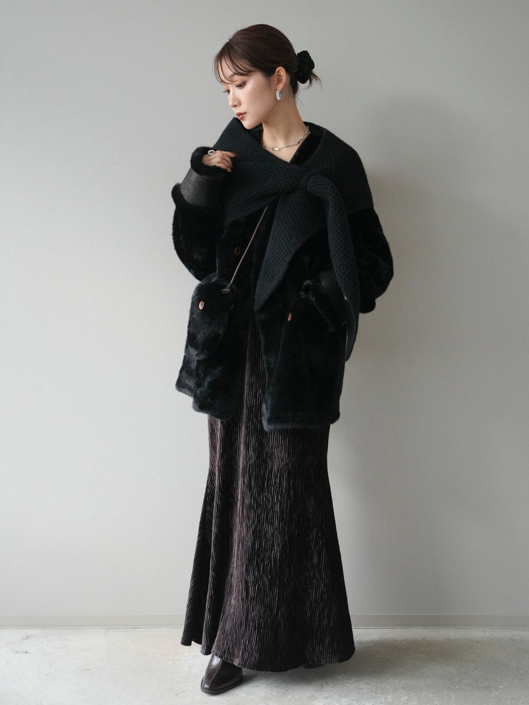 [予約]バッグ付エコファーノーカラーコート/black