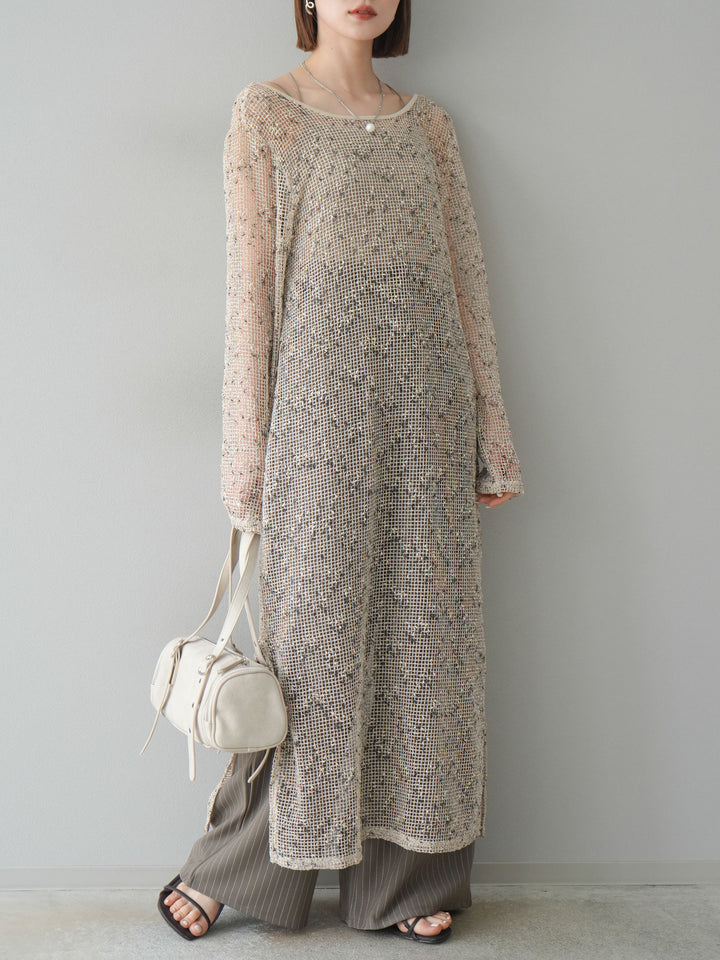 [預購] 鏤空網眼露背洋裝/象牙白