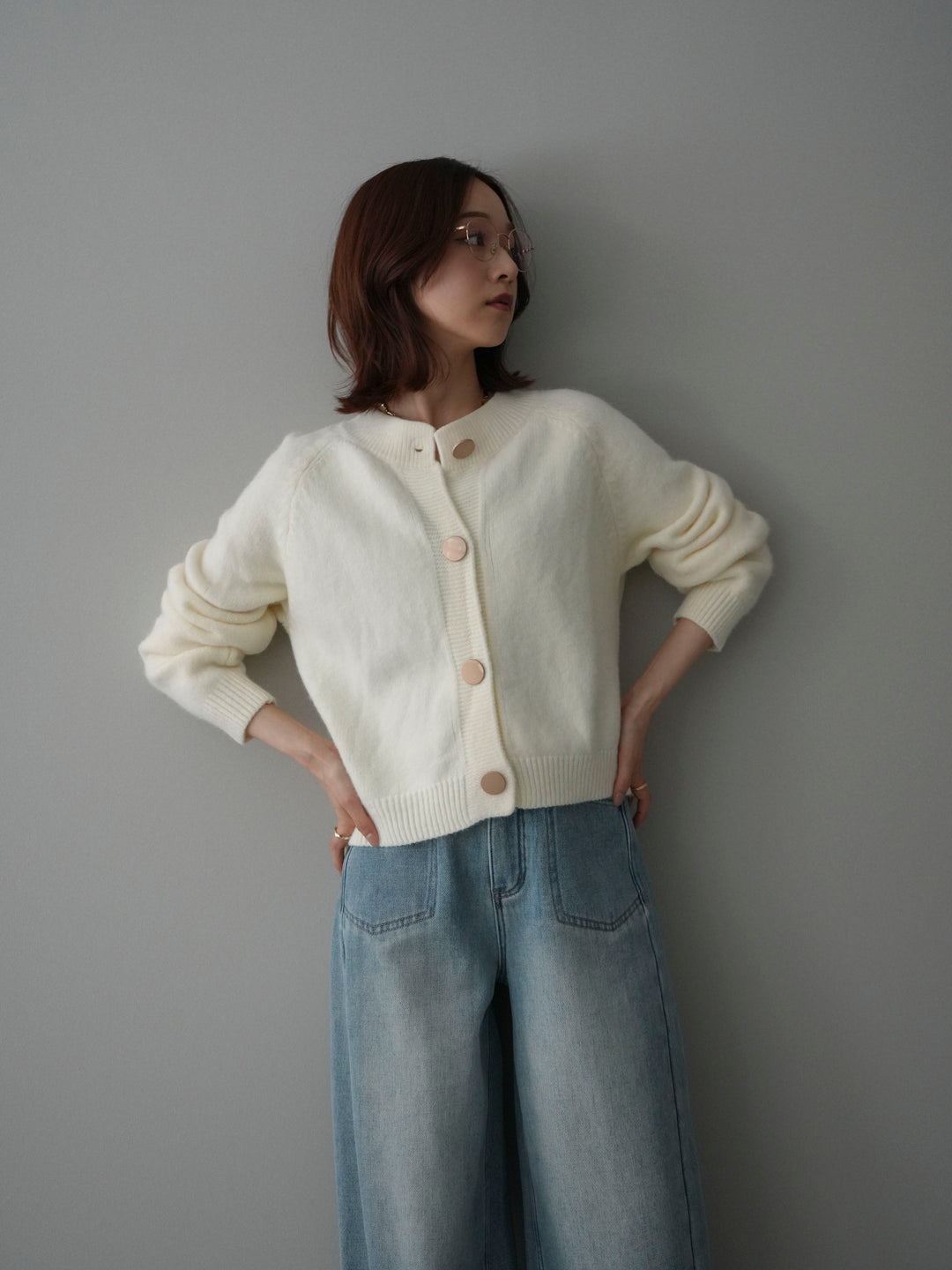 [予約]BIGボタンニットカーディガン/white