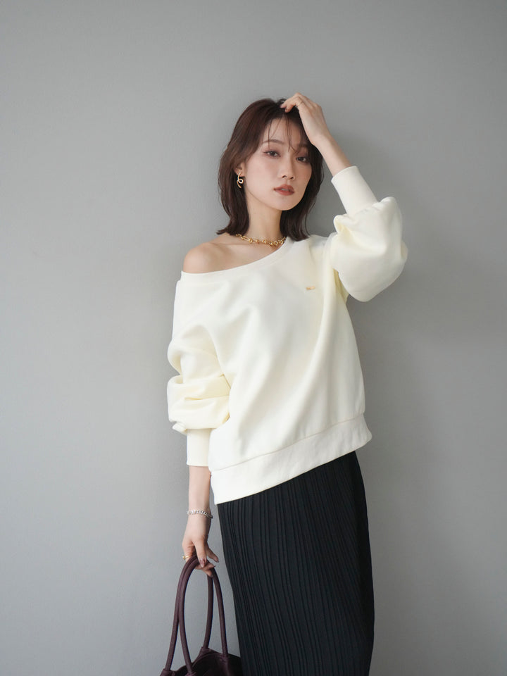 [予約]プレート付裏起毛ワンショルプルオーバー/ivory