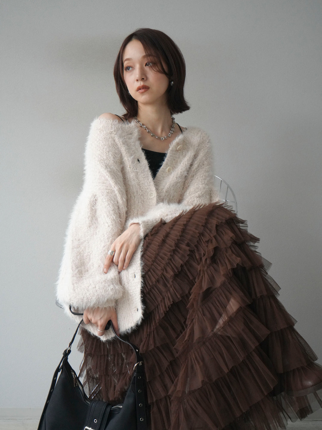 [預購] 圓領隨機毛絨開襟衫/本色