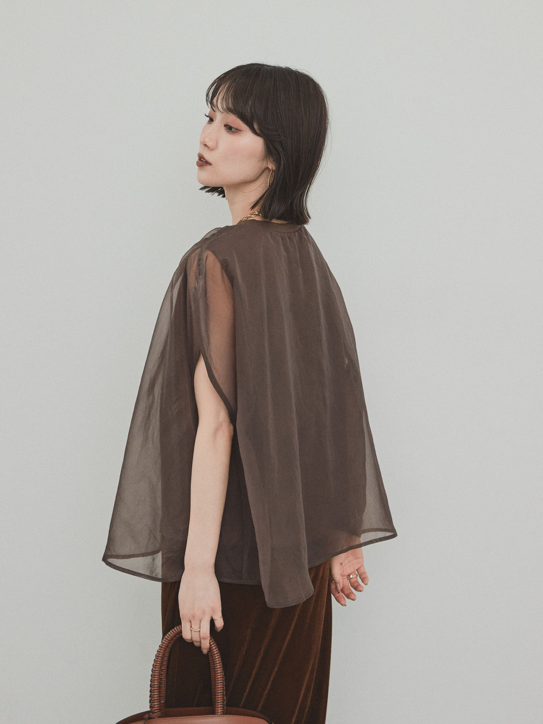 [SET] 緊湊光滑透視層疊上衣 + 天鵝絨低腰裙 (2set)