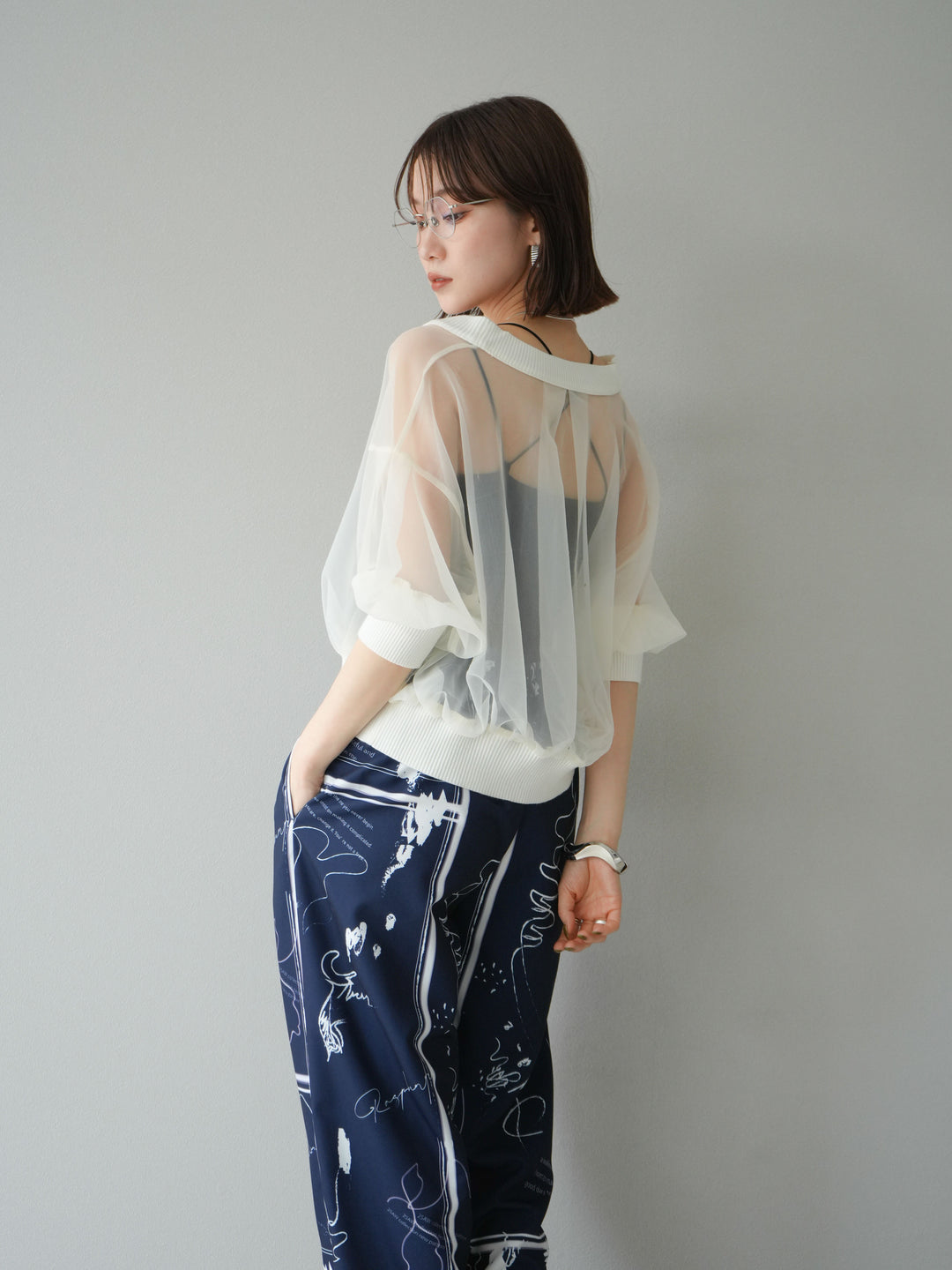 [SET] 透視半袖褶皺開襟衫 + 彩繪圖案褶襉褲 (2set)