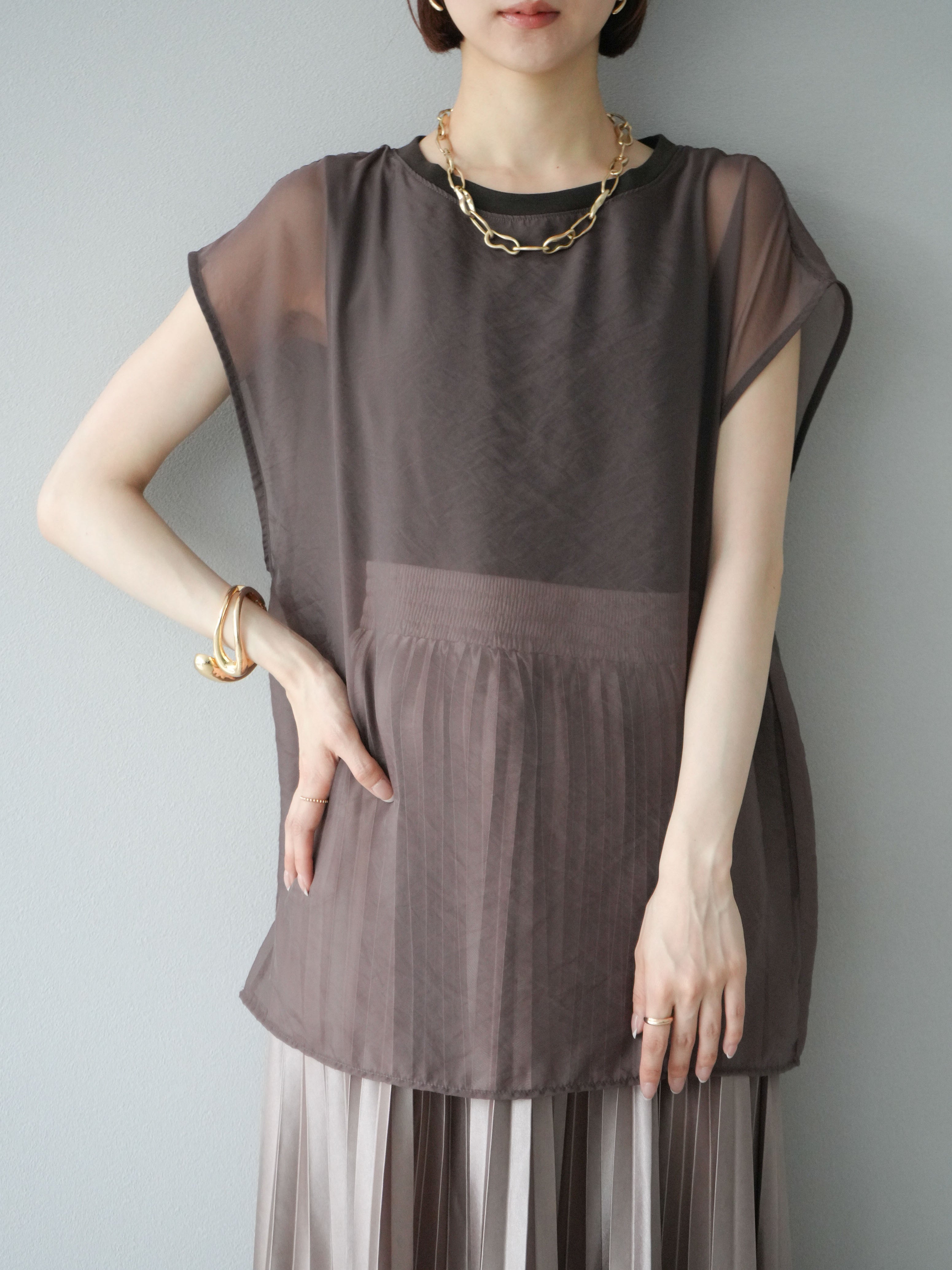 予約]シアーレイヤードトップス/ダークブラウン – Lumier