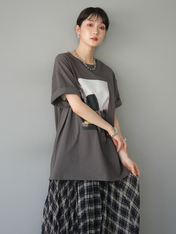 [SET]ネオンロゴフォトプリントBIG Tシャツ+シアーチェックアシンメトリーワッシャースカート(2set)