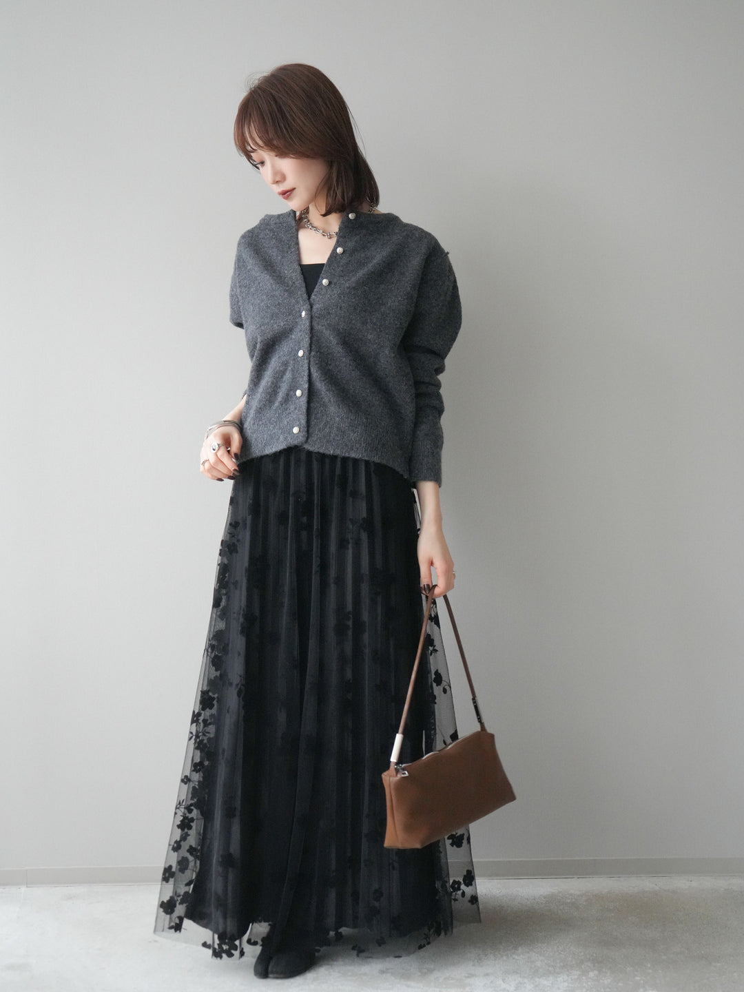 [SET]アンティークボタンニットカーディガン+フラワーフロッキーチュールプリーツスカート(2set)