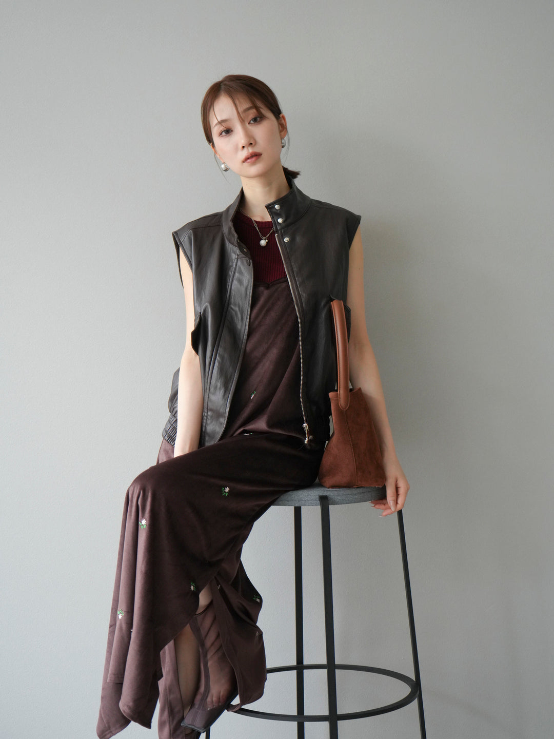 [予約]フラワー刺繍ベロアキャミワンピース/ブラウン