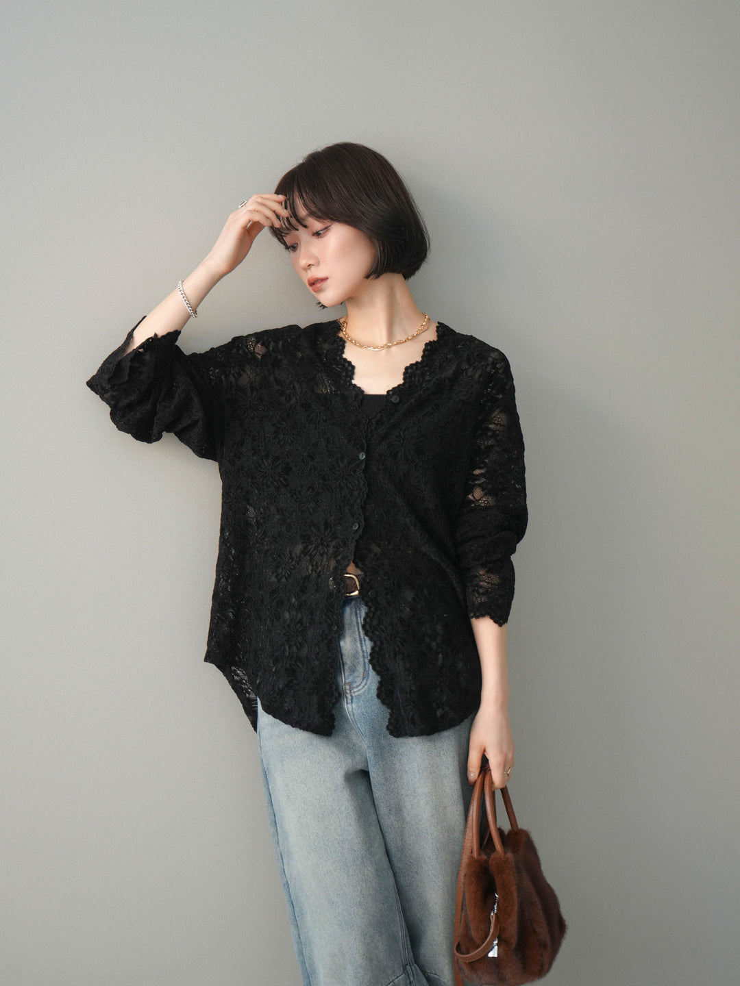 [予約]Vネックレースブラウス/black