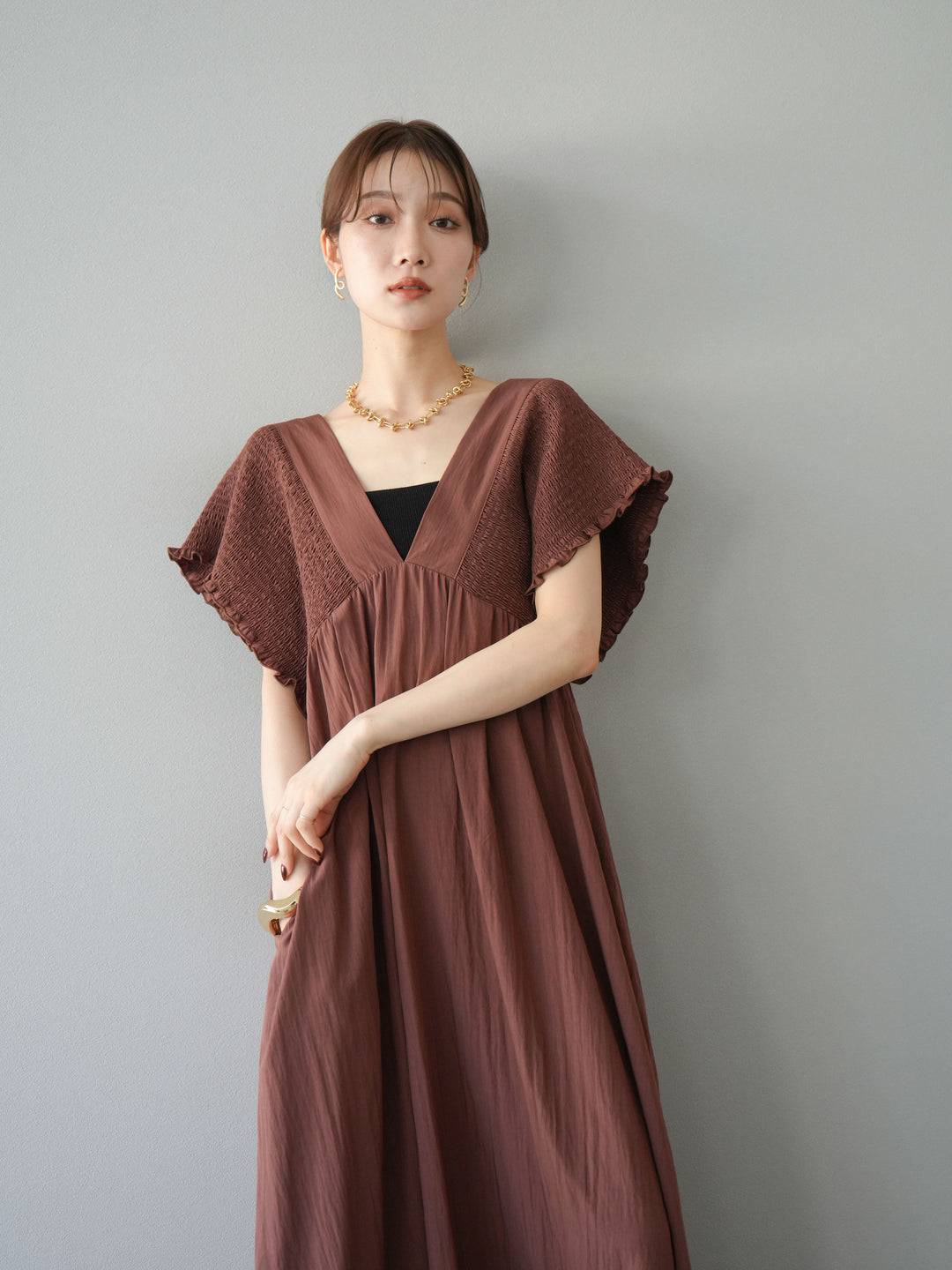 [SET] 褶皺V領連身裙 + 褶皺V領連身裙 (2件套)