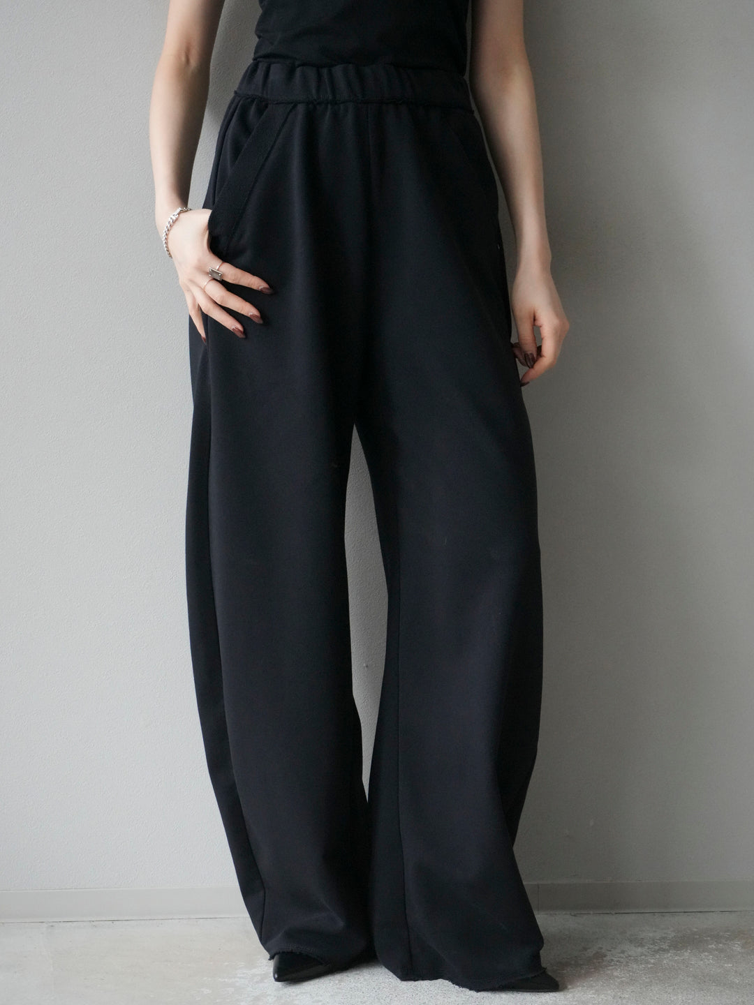 [予約]アウトシームカットオフスエットパンツ/navy