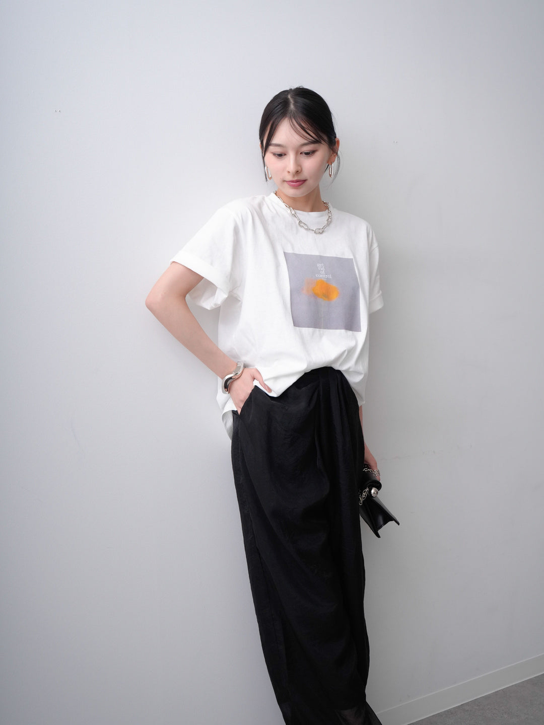 [SET]ニュアンスフローラルフォトTEE+シアーレイヤードフロントタックイージパンツ(2set)