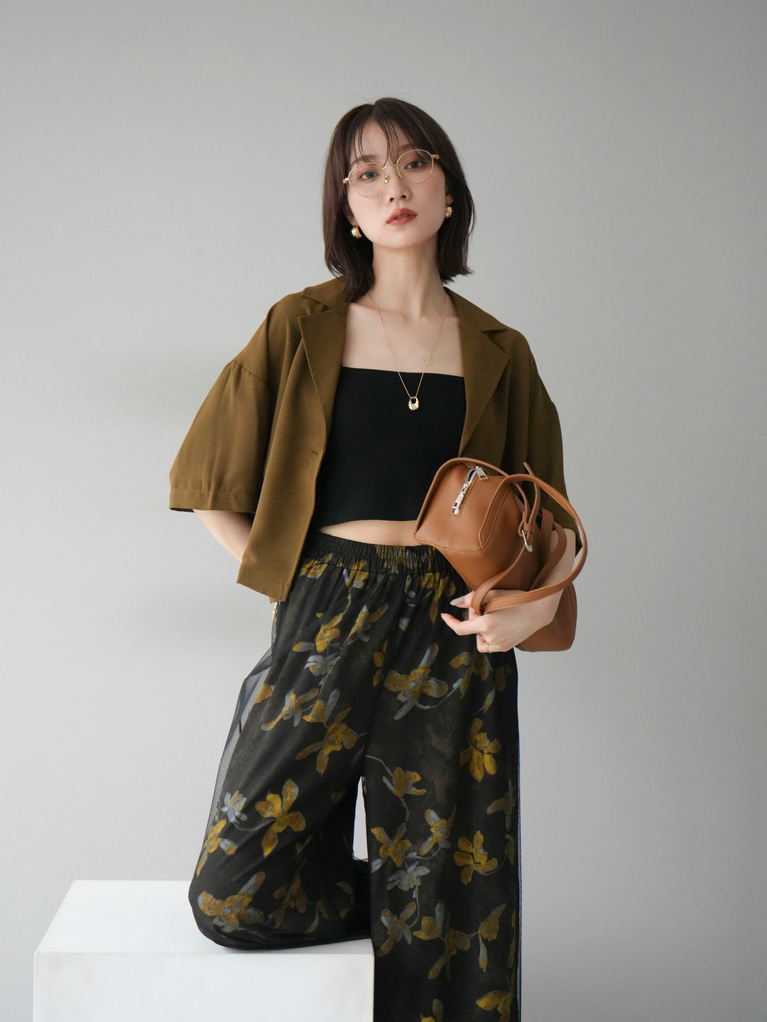 [SET]ハーフショートジャケット+フラワープリントチュールレイヤードパンツ(2set)