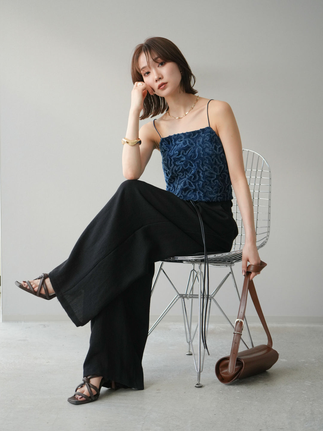 [予約]パイピングフラワーシアーベロアキャミソール/ネイビー