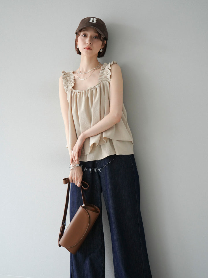 [SET] 縮肩喇叭背心 + 臀部設計牛仔褲 (2 件套)
