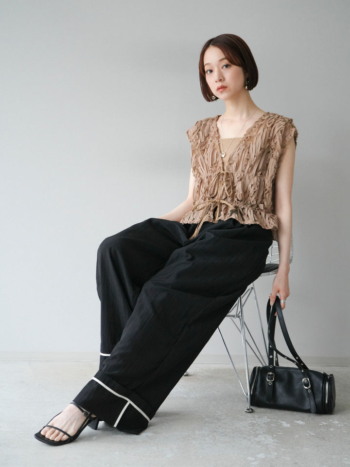 [SET] 提花蕾絲蝴蝶結上衣+麻質下擺迴力寬褲（2件套）