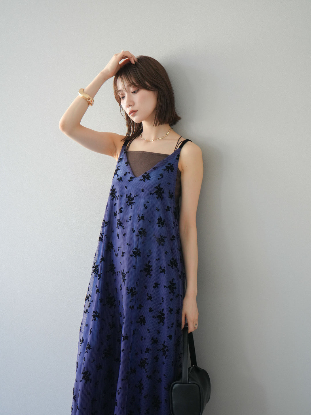 [SET]フロッキーチュールレイヤードベロアキャミワンピース+カップ付きバッククロスキャミソール(2set)