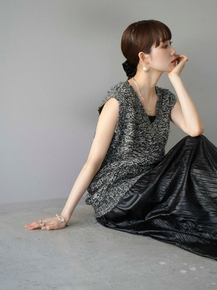 [預訂] 毛圈針織背心/黑