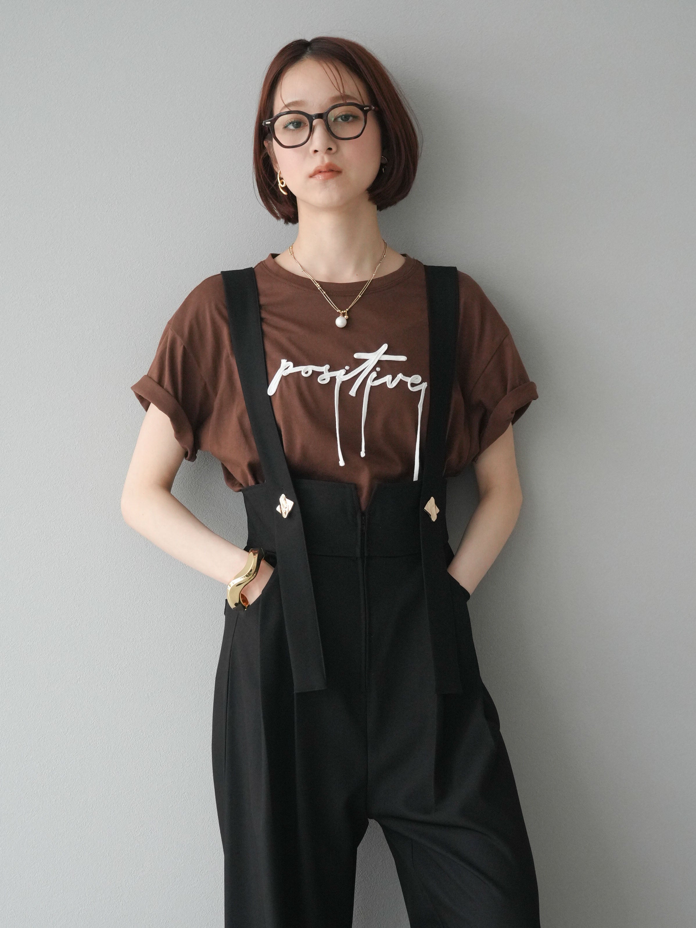 予約]コード刺繍ロゴTシャツ/ブラウン – Lumier