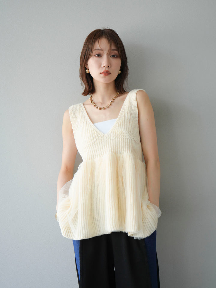 [予約]チュールレイヤードペプラムニットベスト/アイボリー