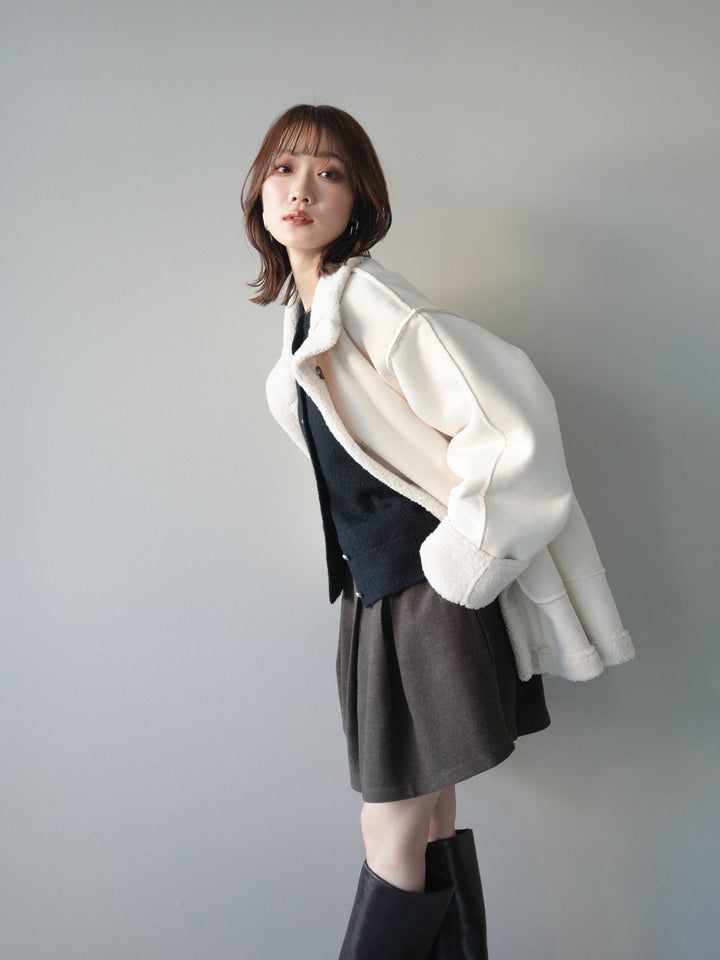 [SET]スタンドネックフェイクムートンミディアムコート+ベルト付きタックミニスカート(2set)