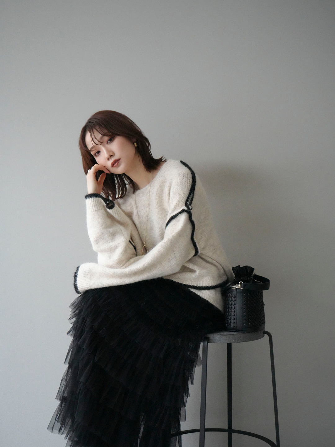 [SET]バイカラーレイヤードデザインニットプルオーバー+チュールティアードスカート(2set)