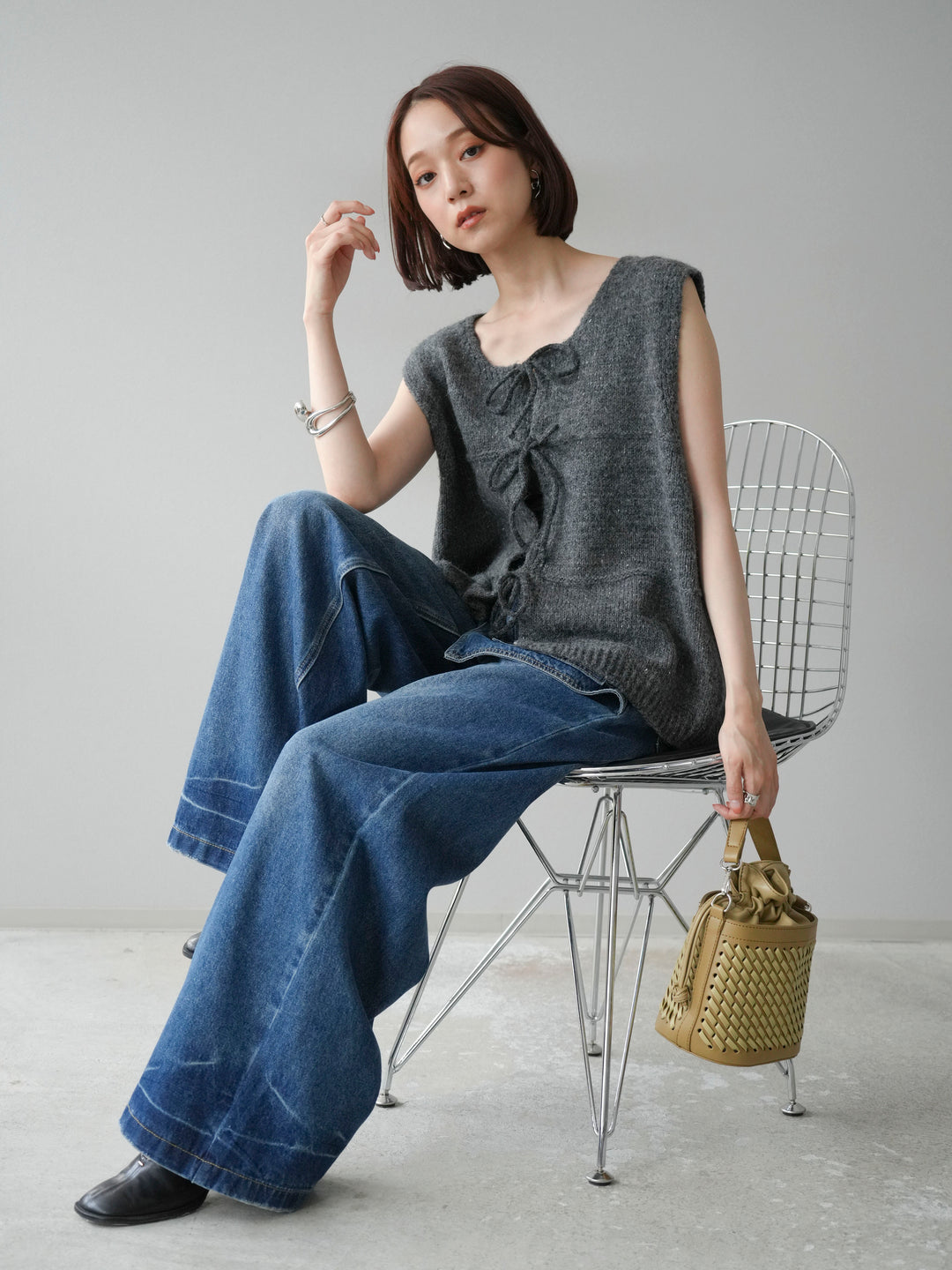 [予約]フロントスリットリボンニットベスト/グレー