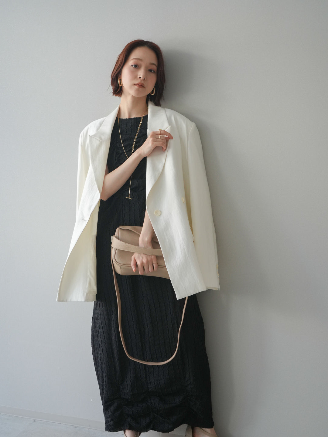 [SET]シャーリングジャガードノースリーブワンピース+エフォートレステイラードジャケット(2set)