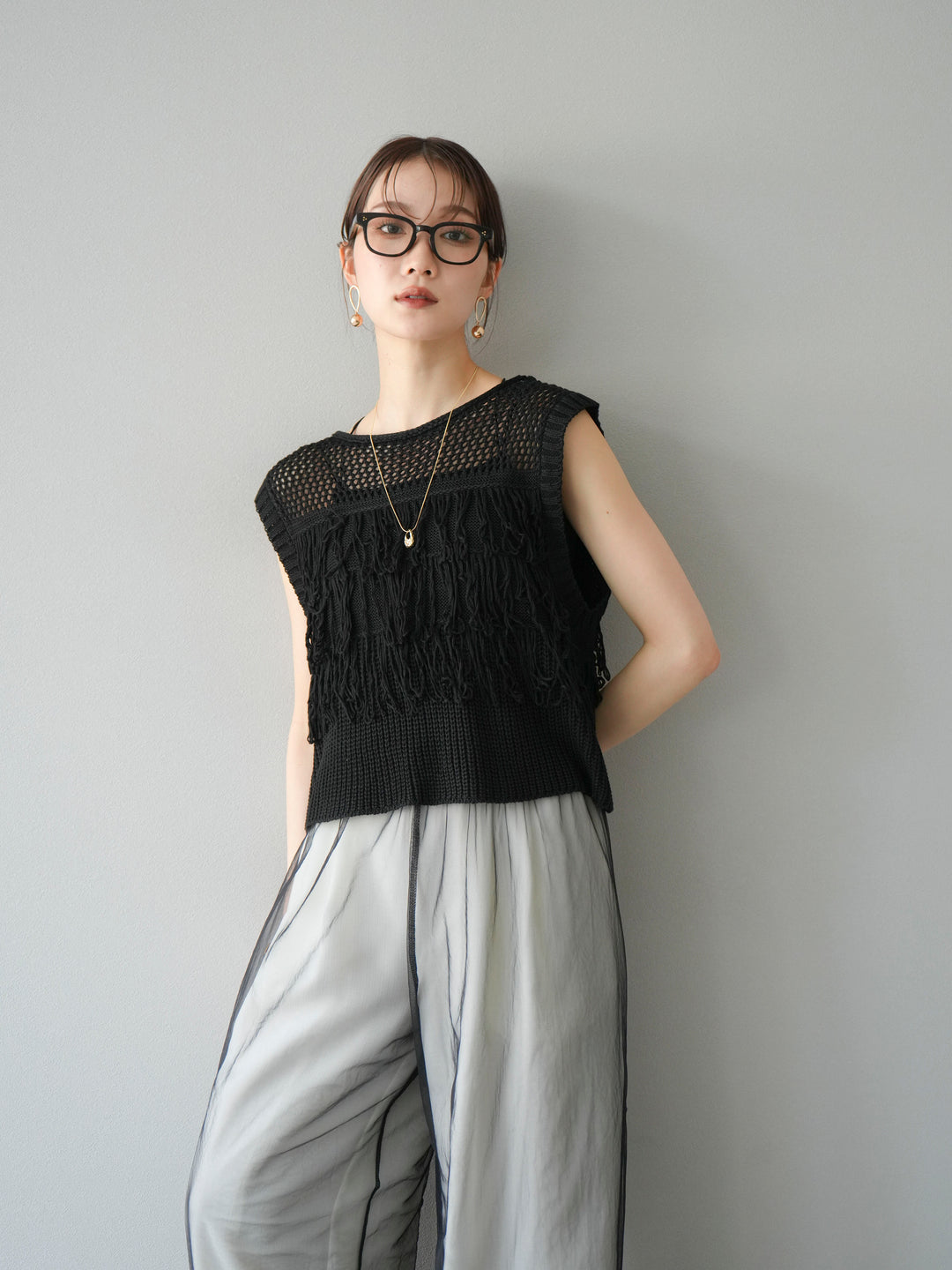 [SET]透かし編みフリンジニットトップス+コード刺繍チュールレイヤードパンツ(2set)